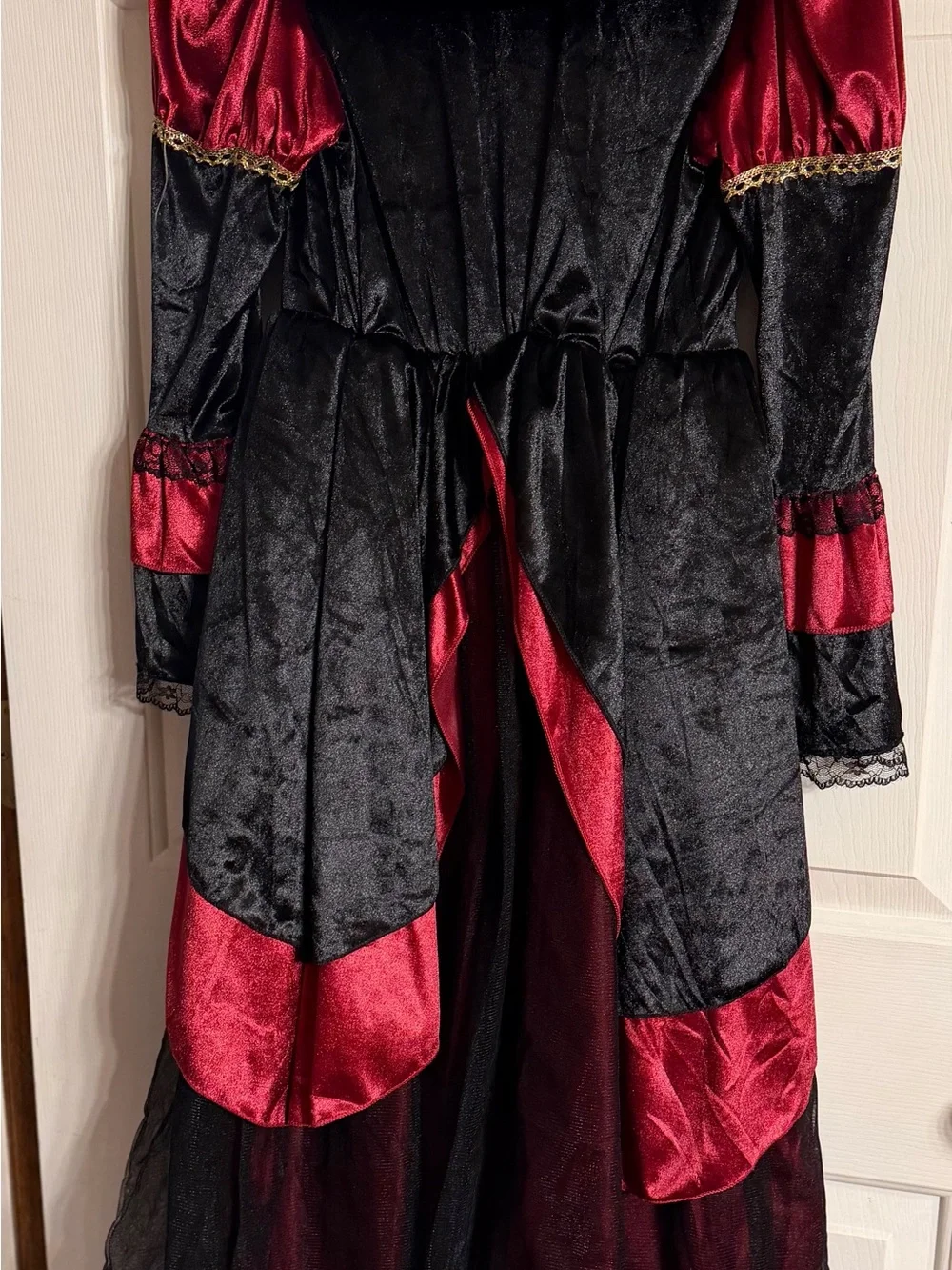 Girls Black and Deep Red Gothic Rose Costume Dress us size KidsXL size 150 china